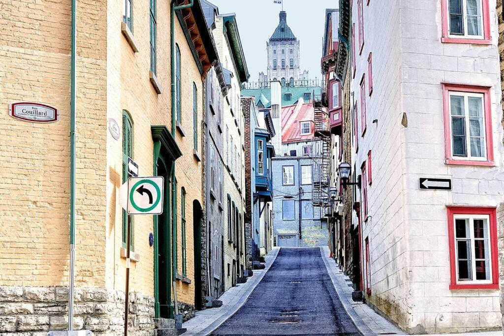 Generations Quebec Old City/ Parking/ Family Exterior foto